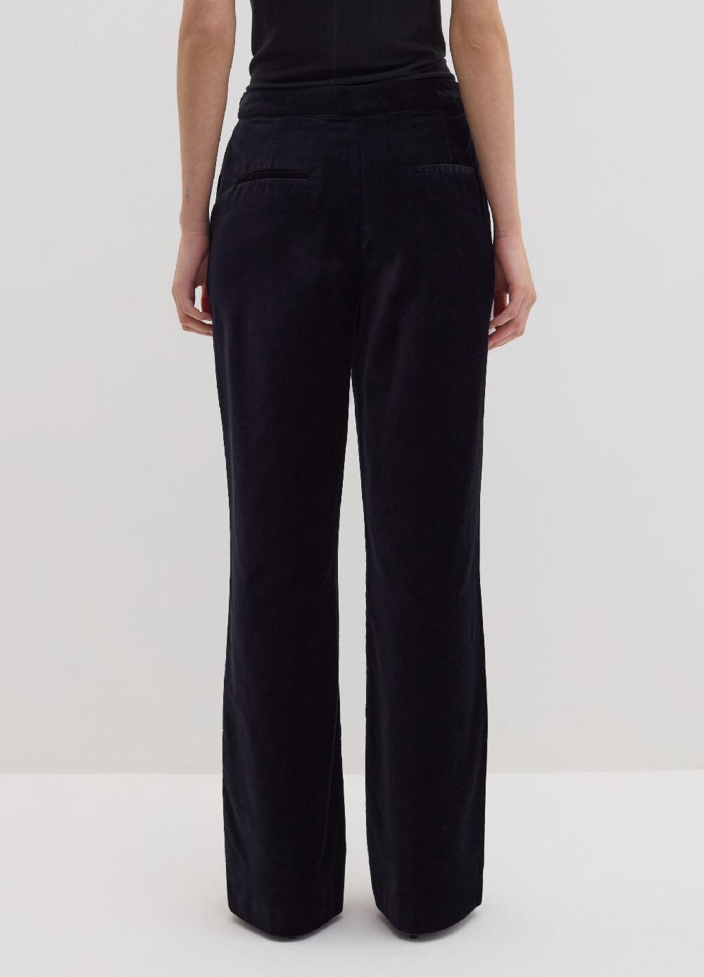 Stefanel Pantalone flare fit in velluto In Saldo