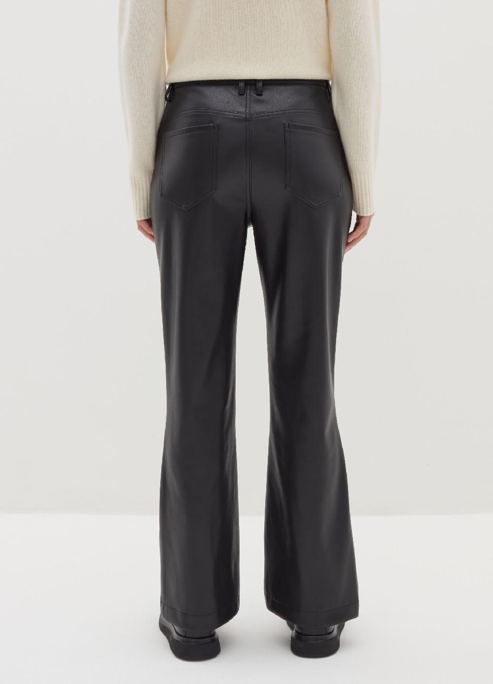 Stefanel Pantalone straight fit effetto lucido Offerta speciale