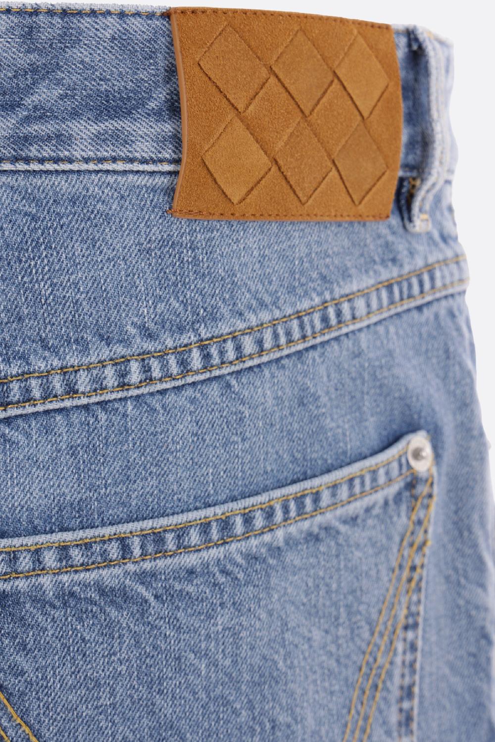 BOTTEGA VENETA jeans in denim con risvolto Vendita
