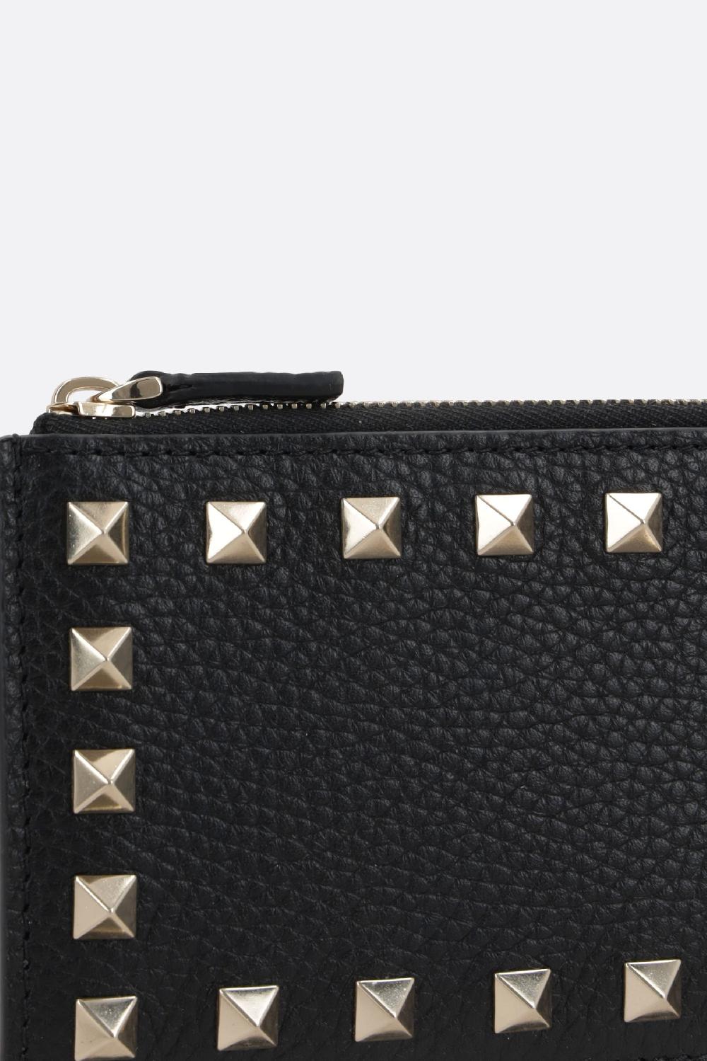 VALENTINO GARAVANI porta carte con zip Rockstud in pelle martellata Outlet