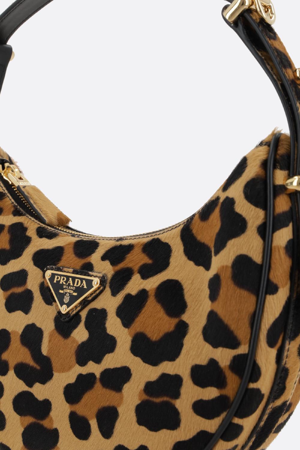 PRADA borsa a spalla Prada Arqué in cavallino stampa leopardo Prezzo Ridotto