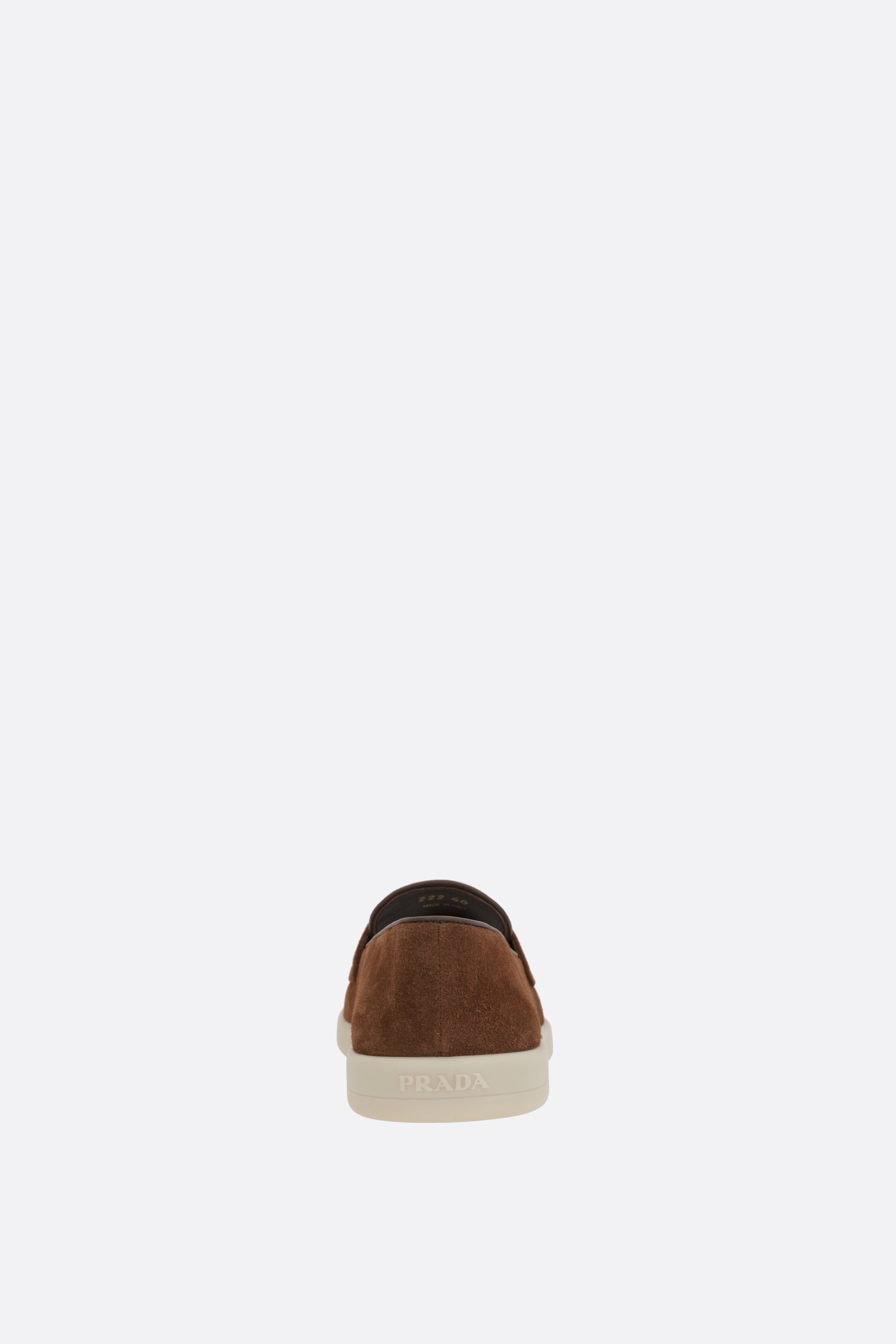 PRADA mocassino in suede Offerta