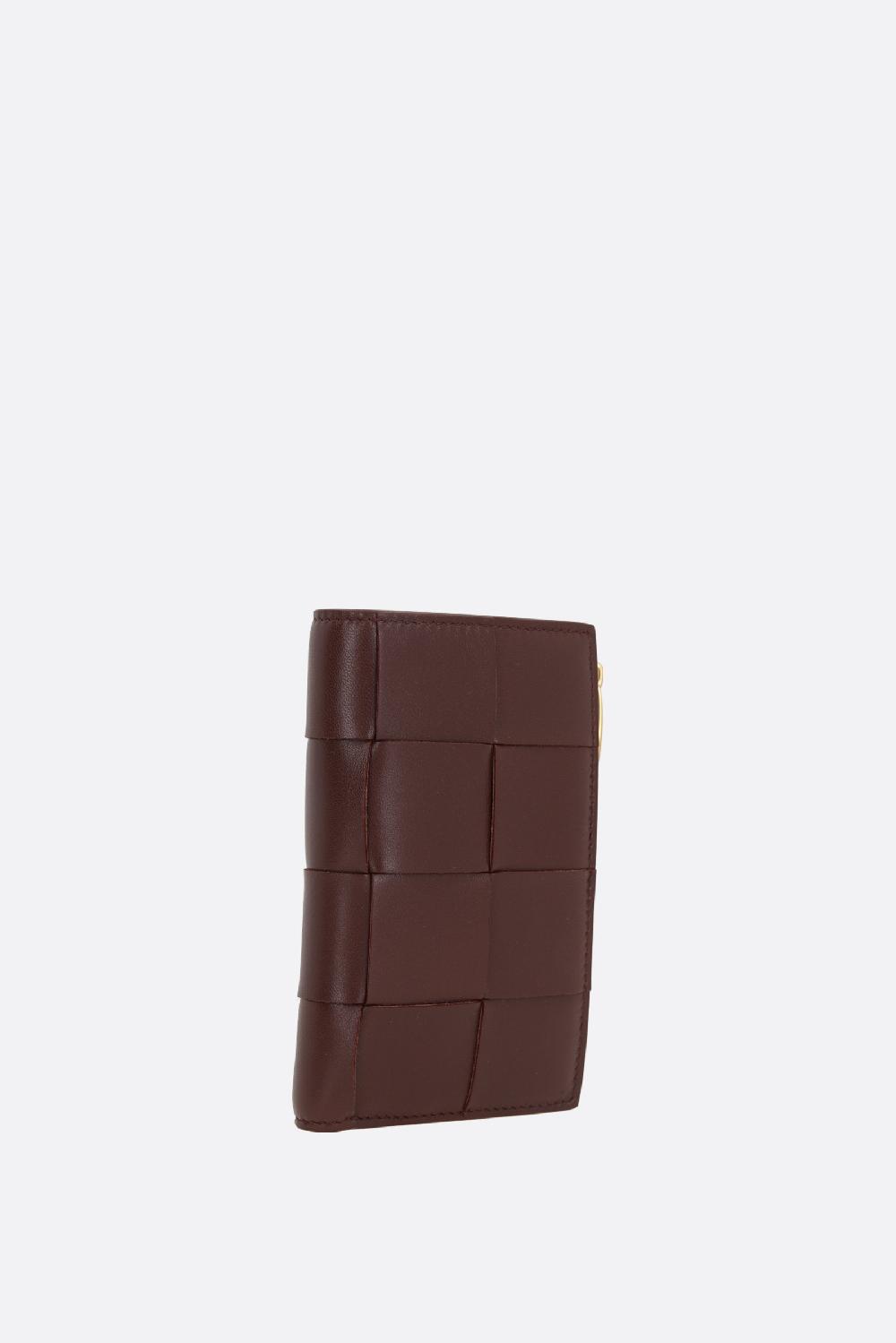 BOTTEGA VENETA portafoglio bi-fold medio Cassette in Maxi Intrecciato nappa Outlet