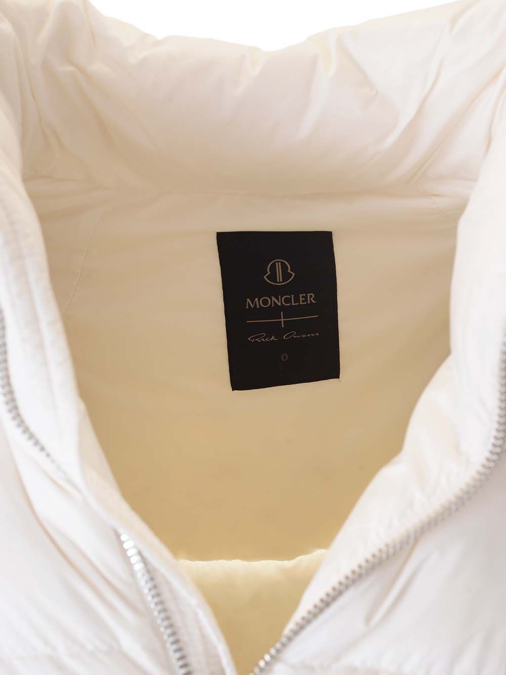 Al Duca D'Aosta Moncler X Rick Owens Piumino con cappuccio "Cyclopic" Ultimi due giorni