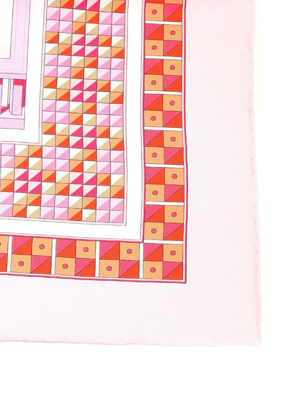 Al Duca D'Aosta Ferragamo Foulard in seta Vendita Economica